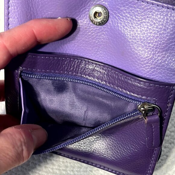 NWOT ILI Handbags NY Leather Organizer On a String Purple Phone & Card/ID Holder - Picture 4 of 6